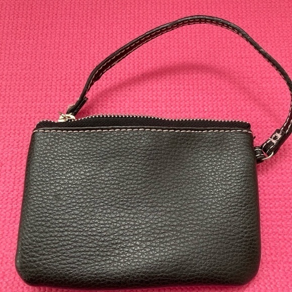 Victoria Secret Change Purse With Hand Strap - Picture 2 of 6